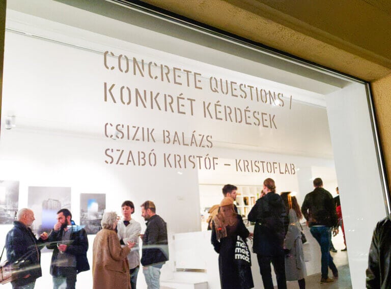 Kiállításmegnyitó | Concrete Questions / Konkrét kérdések
